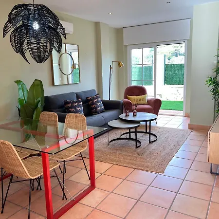 Holiday home Casa Piscina Playa Barrosa Delfin 6 *
