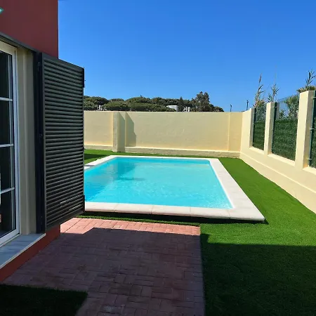Casa Piscina Playa Barrosa Delfin 6 Holiday home