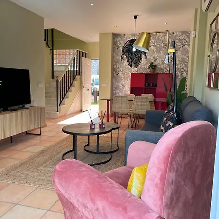 Casa Piscina Playa Barrosa Delfin 6 Holiday home